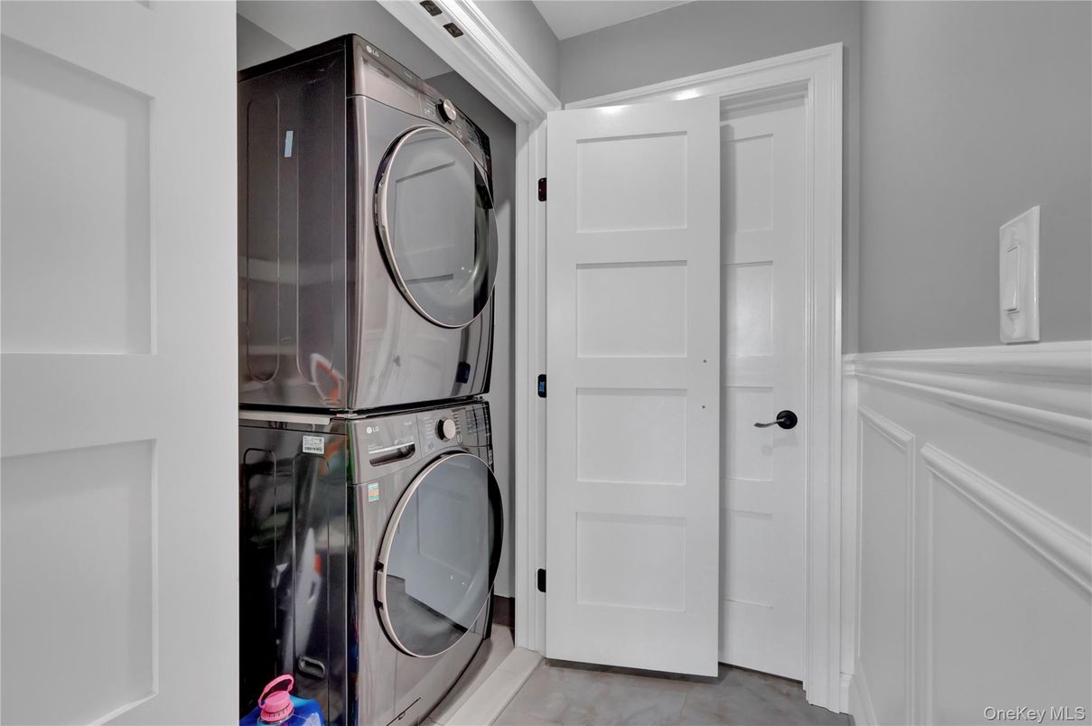 Interior, Utility Closets, Washer