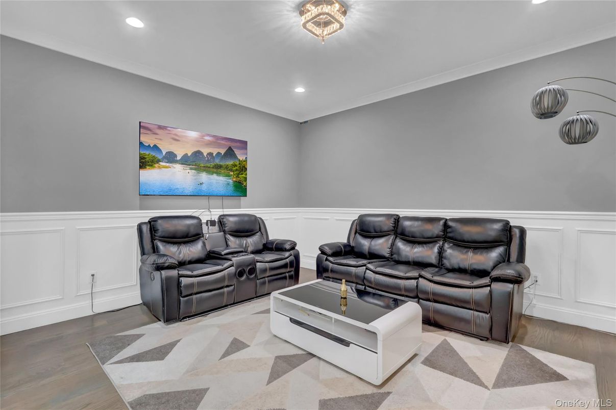Home Theatre Room, Interior, Living room, Recessed Lighting, Theatre Room, Wood Texture Flooring