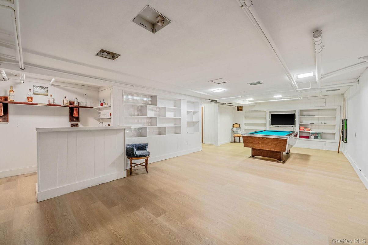 Billiard Table, Game Room, Interior, Recessed Lighting, Wood Texture Flooring