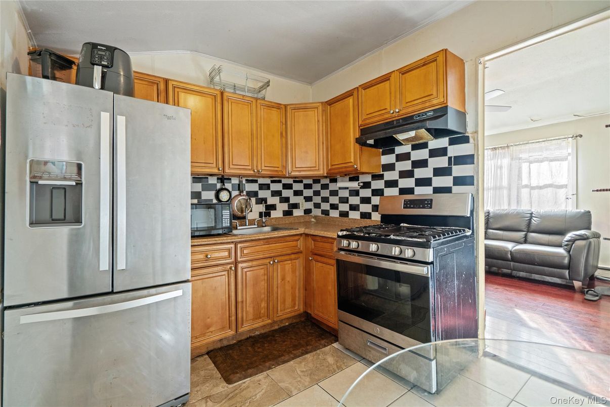 Interior, Kitchen, Stainless Steel Appliances