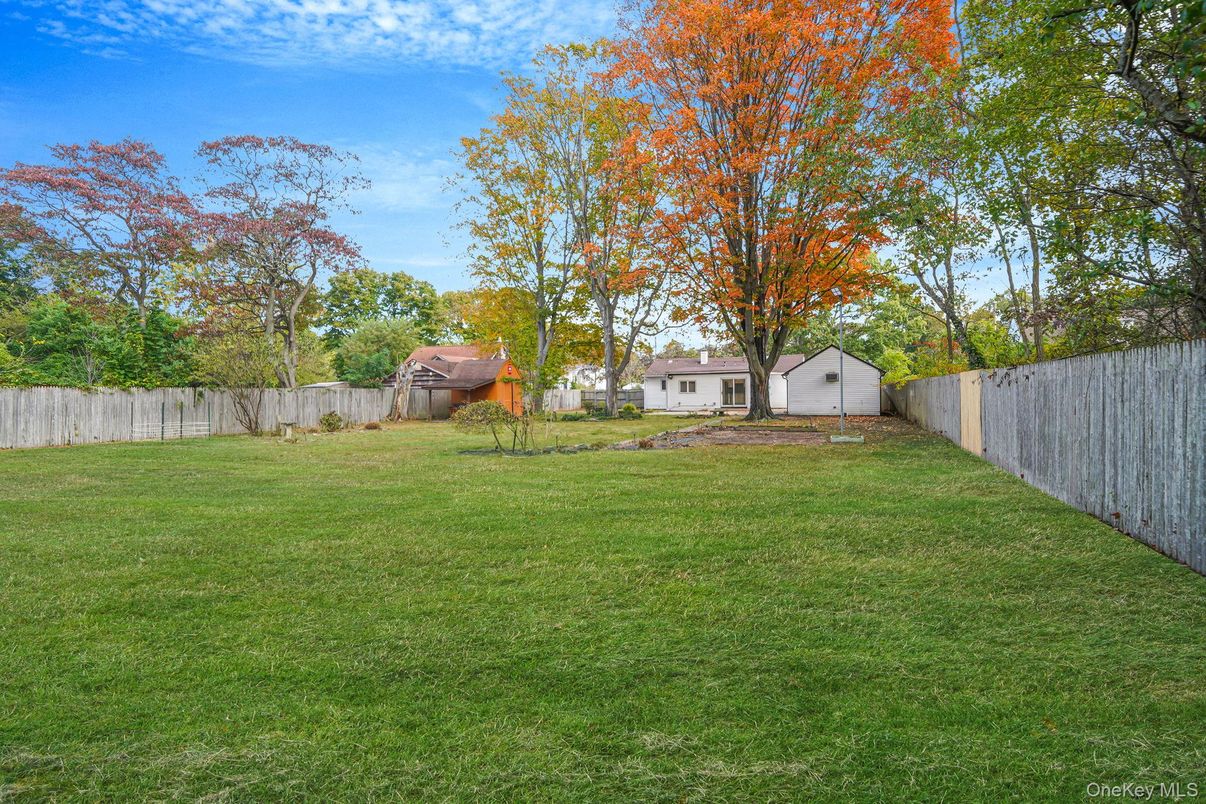 Backyard, Detached Garage, Exterior
