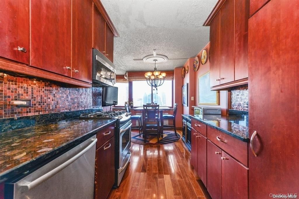 Chandelier, Dining room, Interior, Kitchen, Wood Texture Flooring