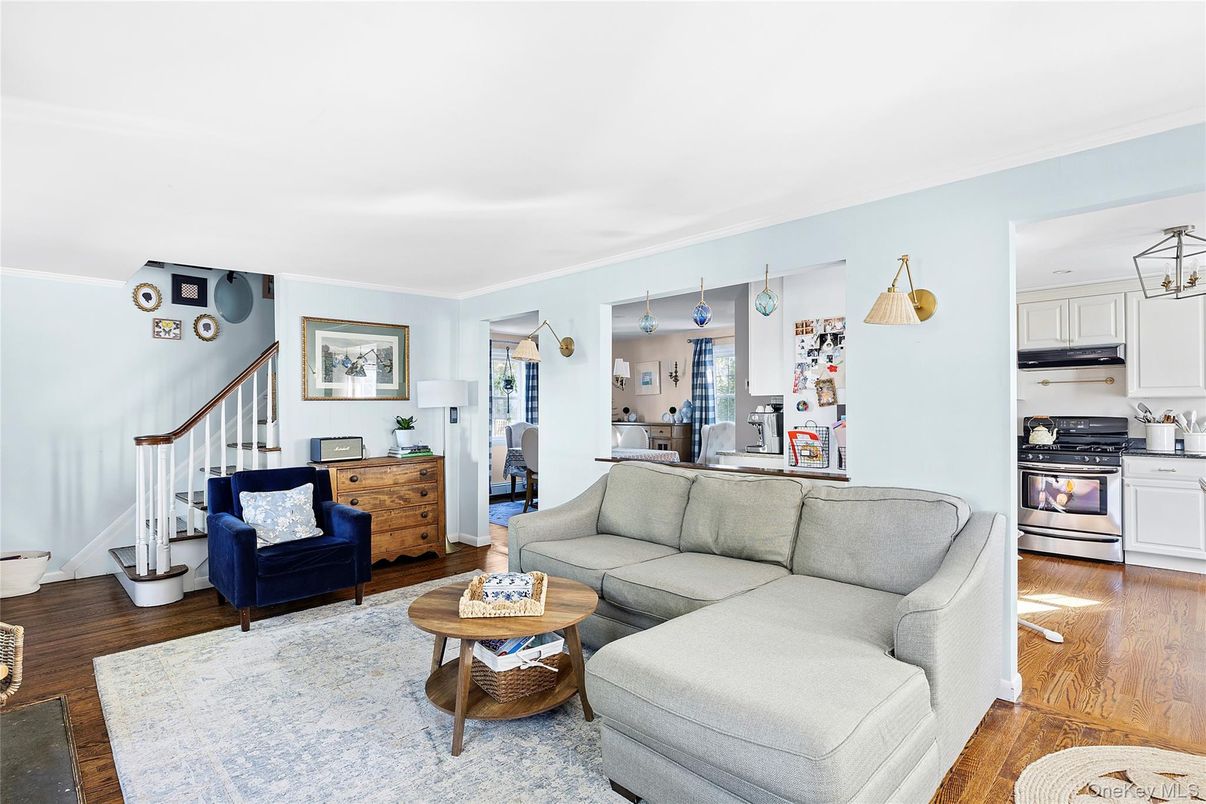 Interior, Kitchen, Living room, Stainless Steel Appliances, Wood Texture Flooring