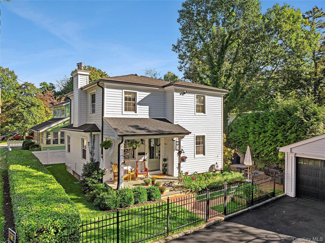 Backyard, Detached Garage, Exterior, Facade, Queen Anne Victorian