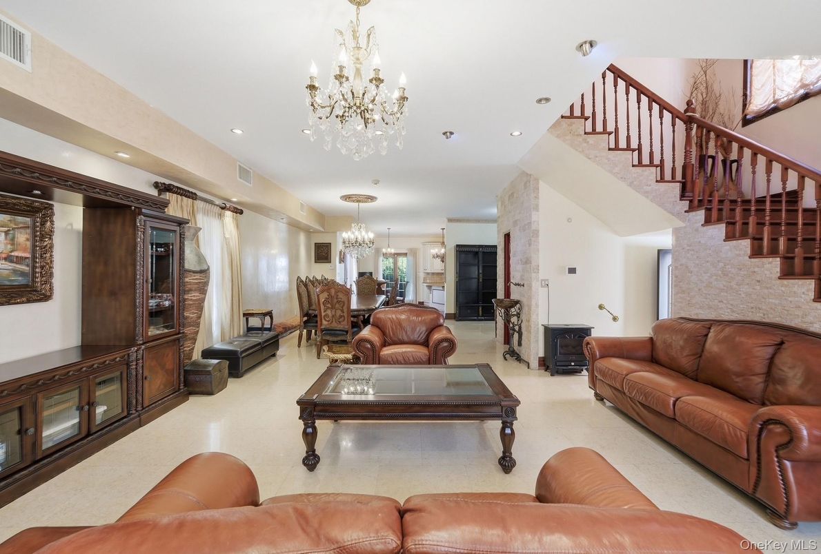 Chandelier, Dining room, Interior, Living room, Recessed Lighting