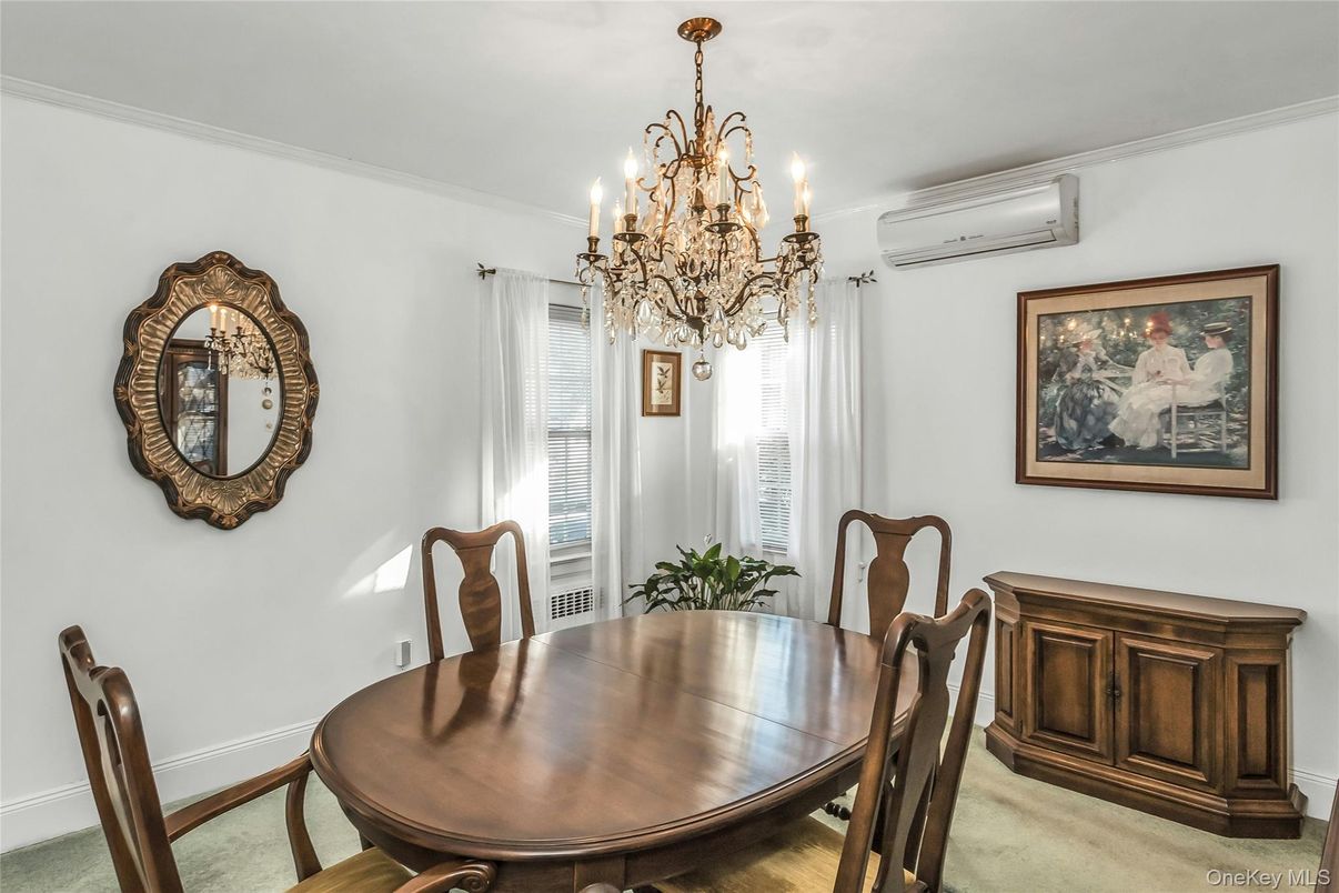 Chandelier, Dining room, Interior