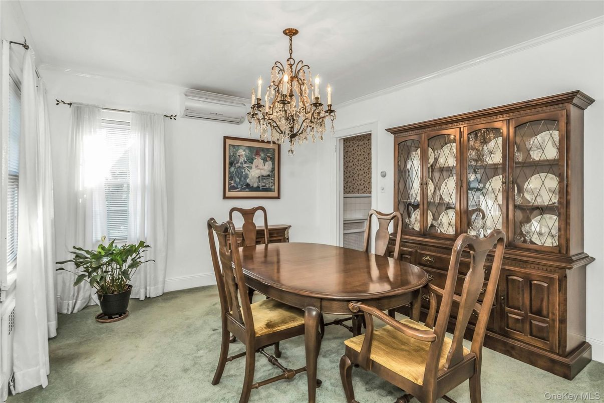Chandelier, Dining room, Interior