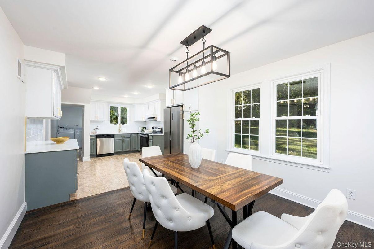 Dining room, Interior, Kitchen, Pendant Lights, Recessed Lighting, Stainless Steel Appliances, Wood Texture Flooring