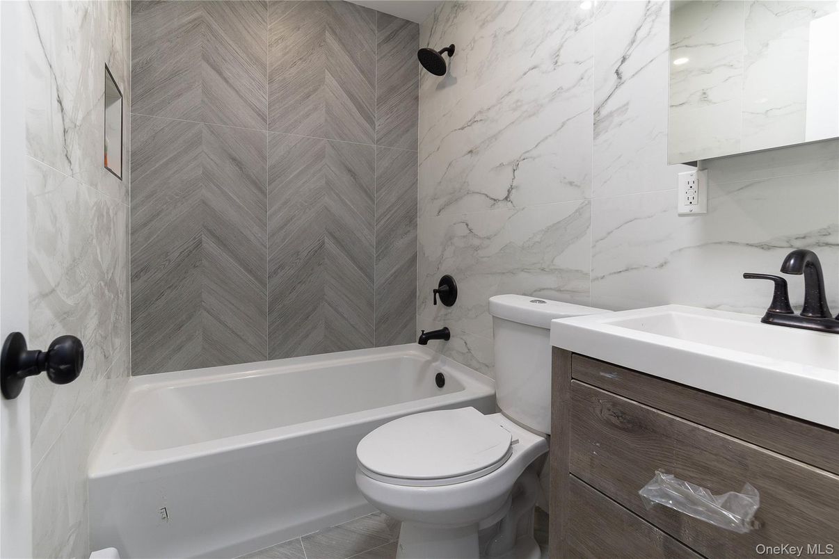 Bathroom, Interior, Marble Walls