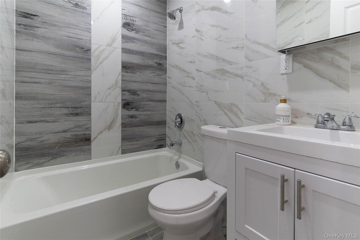 Bathroom, Interior, Marble Walls