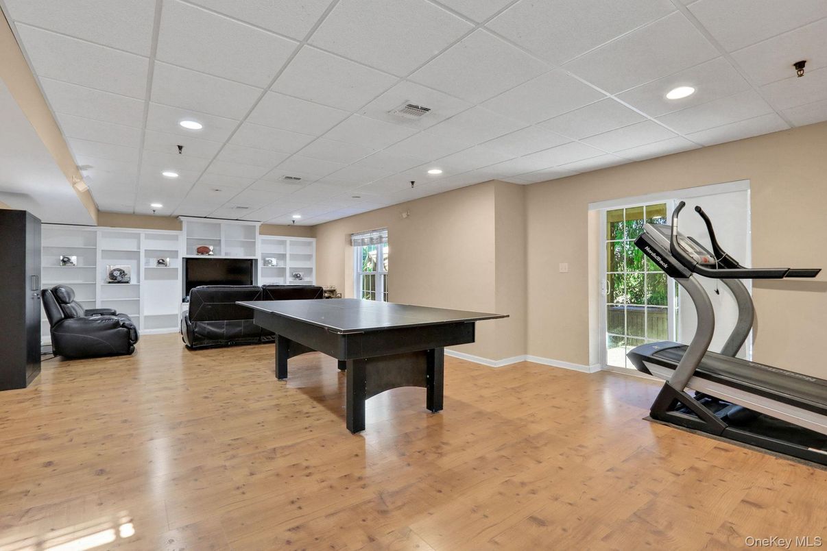 Fitness Equipment, Game Room, Interior, Recessed Lighting, Wood Texture Flooring