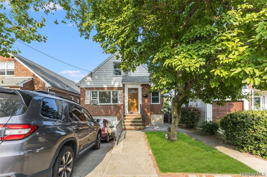 Exterior, Facade, Brick Facade, Tudor Revival
