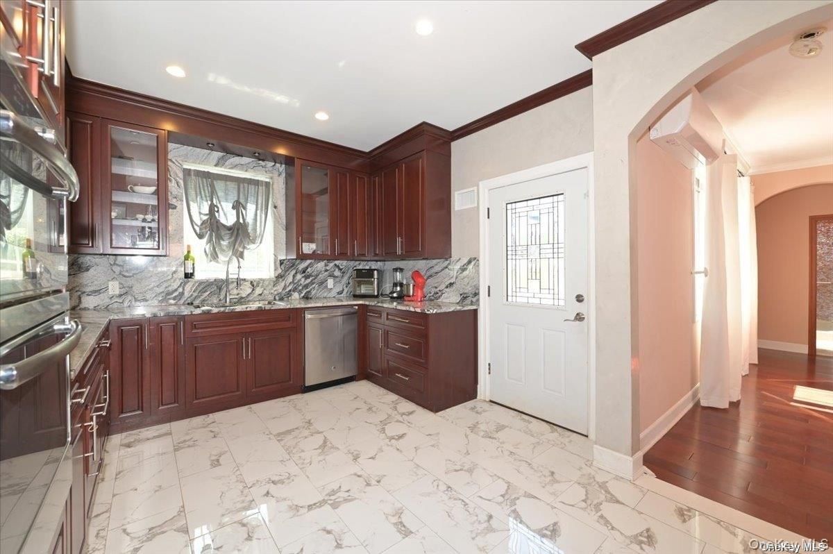 Interior, Kitchen, Marble, Recessed Lighting, Stainless Steel Appliances