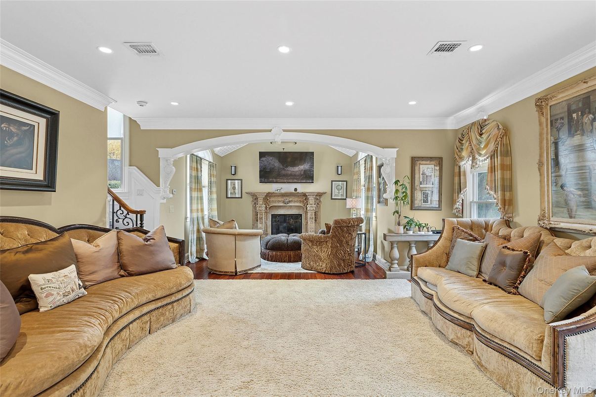 Fireplace, Interior, Living room, Recessed Lighting