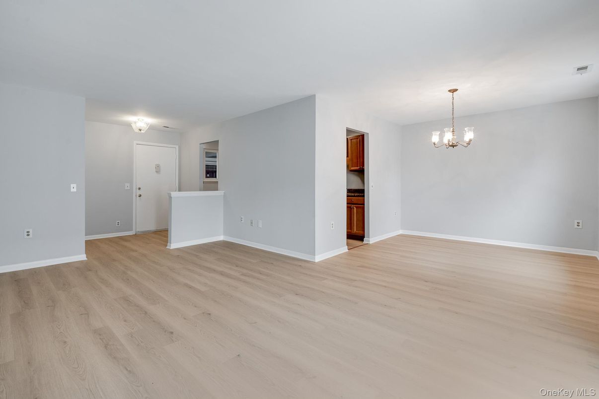 Chandelier, Empty room, Interior, Wood Texture Flooring