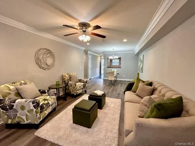 Chandelier, Dining room, Interior, Living room, Recessed Lighting, Wood Texture Flooring