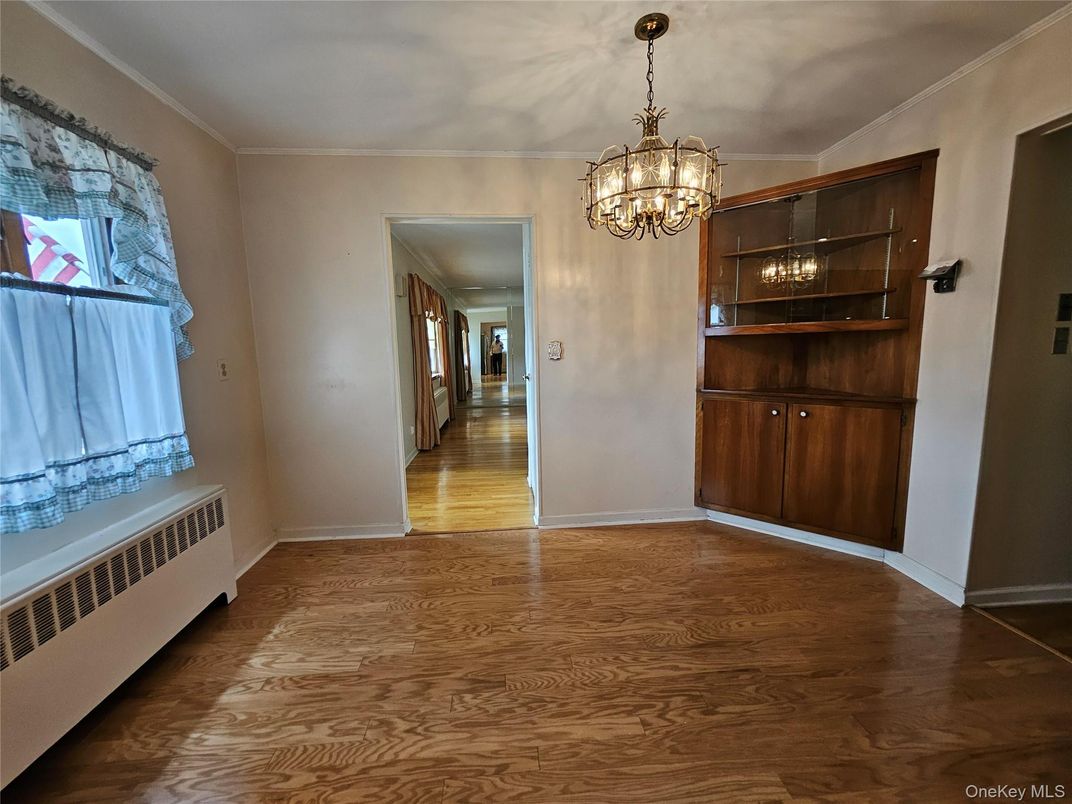 Chandelier, Interior, Wood Texture Flooring