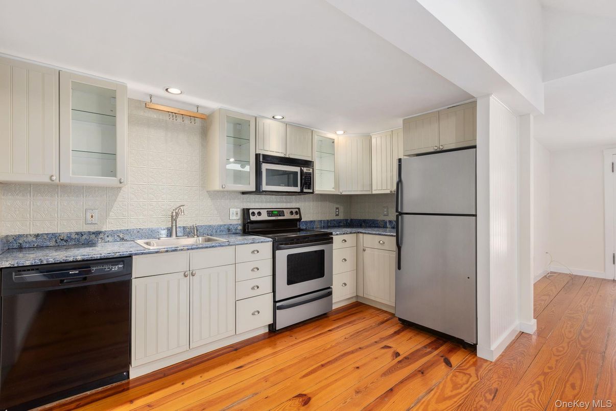 Interior, Kitchen, Recessed Lighting, Stainless Steel Appliances, Wood Texture Flooring