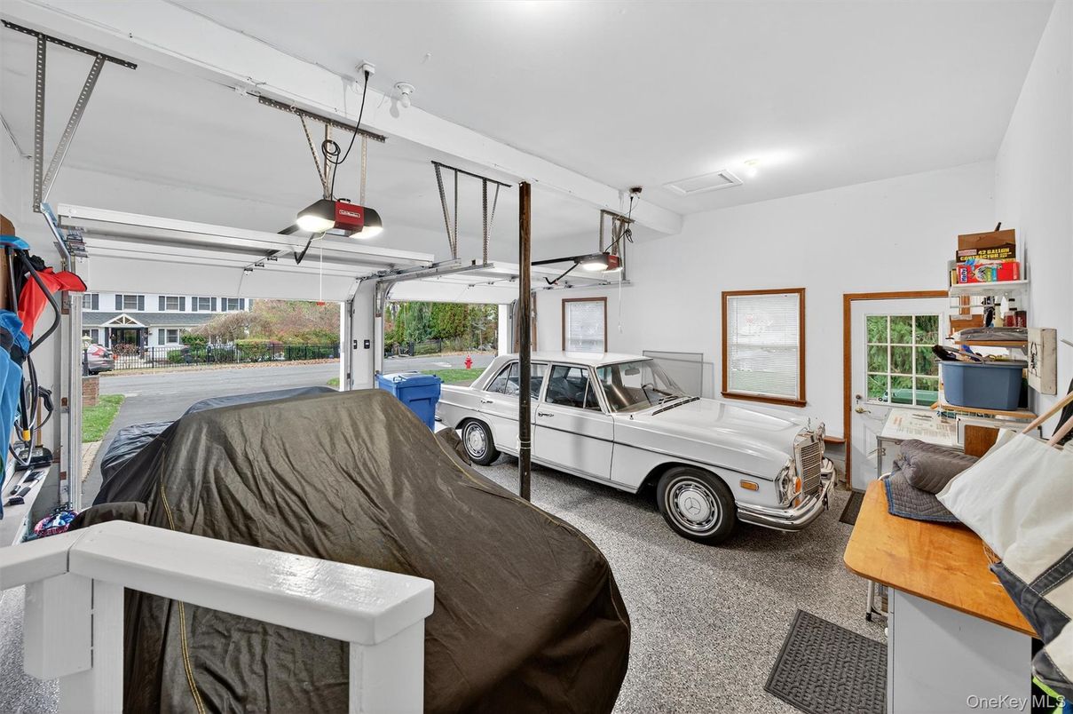 Garage, Interior, Recessed Lighting