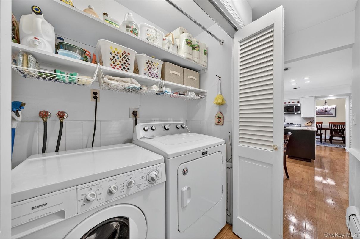 Interior, Recessed Lighting, Utility Closets, Washer, Wood Texture Flooring