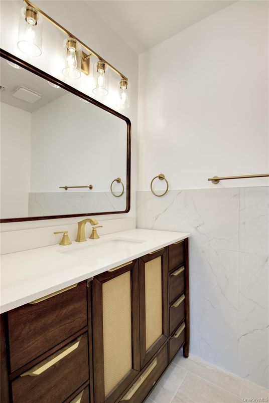 Bathroom, Interior, Marble Walls