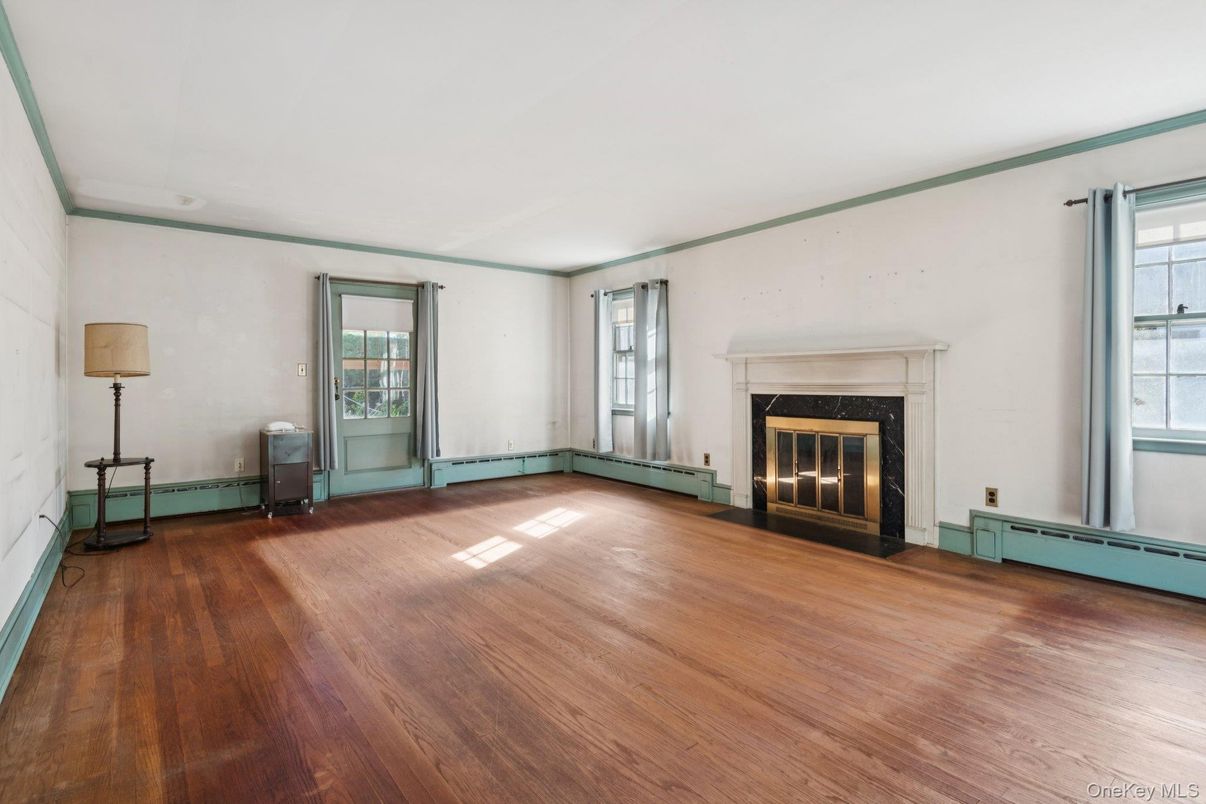Empty room, Fireplace, Interior, Wood Texture Flooring
