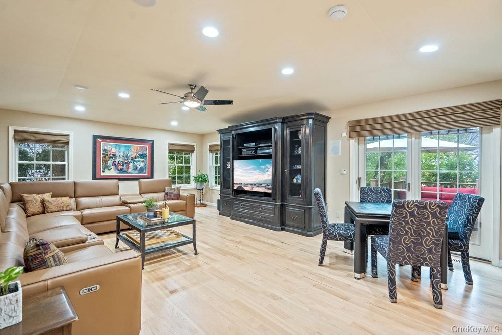Dining room, Interior, Living room, Recessed Lighting, Wood Texture Flooring