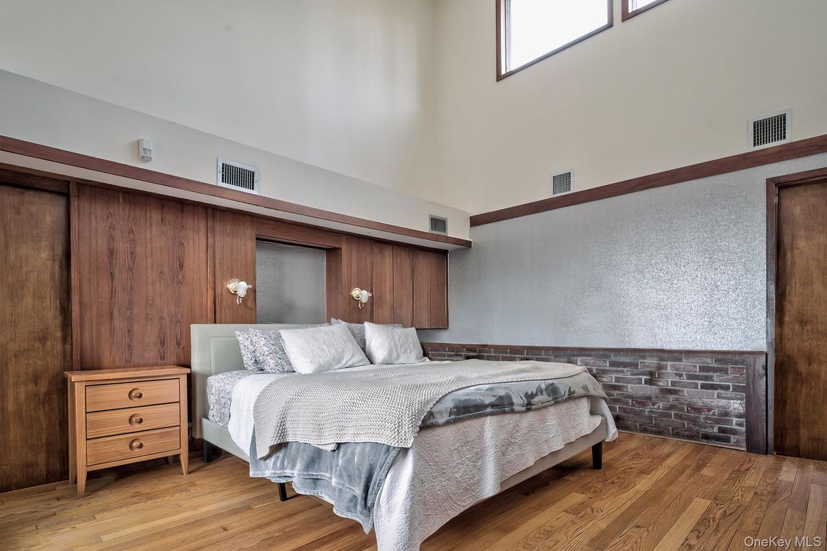 Bedroom, Interior, Wood Texture Flooring, Wooden Walls