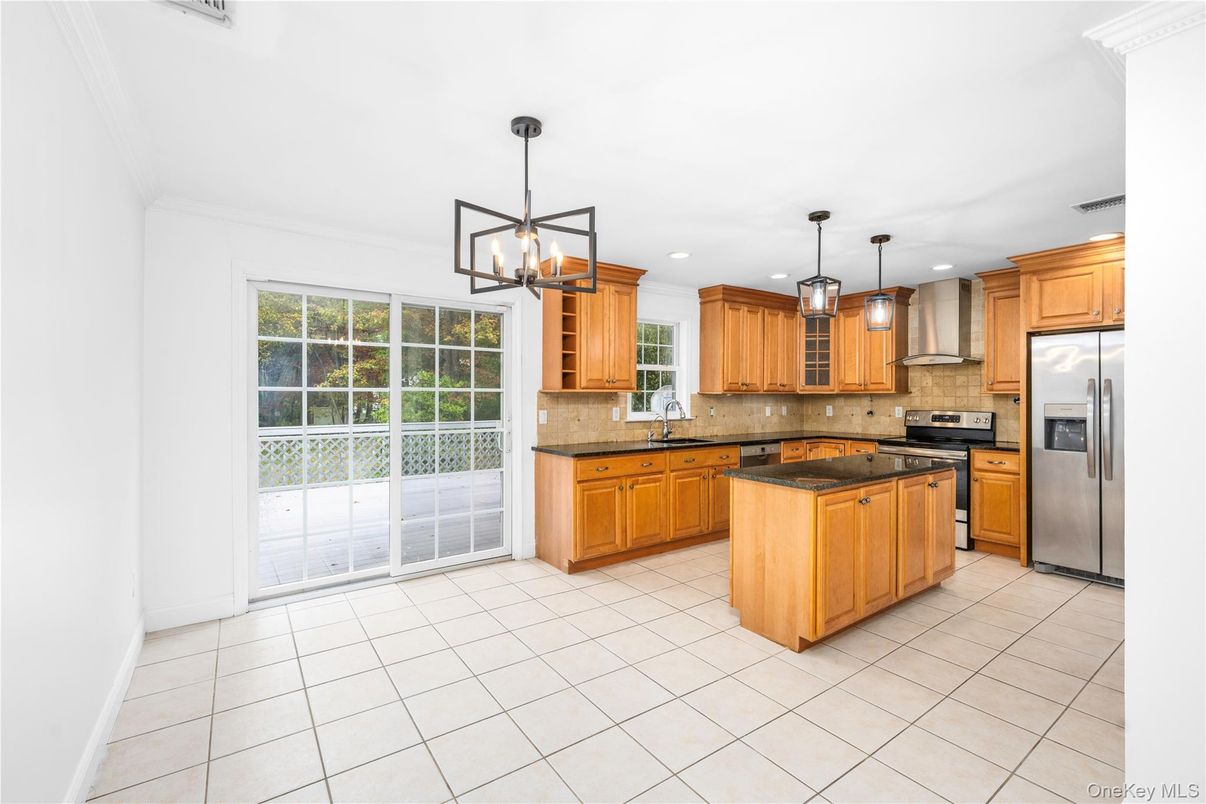 Interior, Kitchen, Pendant Lights, Recessed Lighting