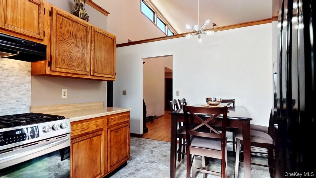 Dining room, Interior, Kitchen, Pendant Lights, Wood Texture Flooring