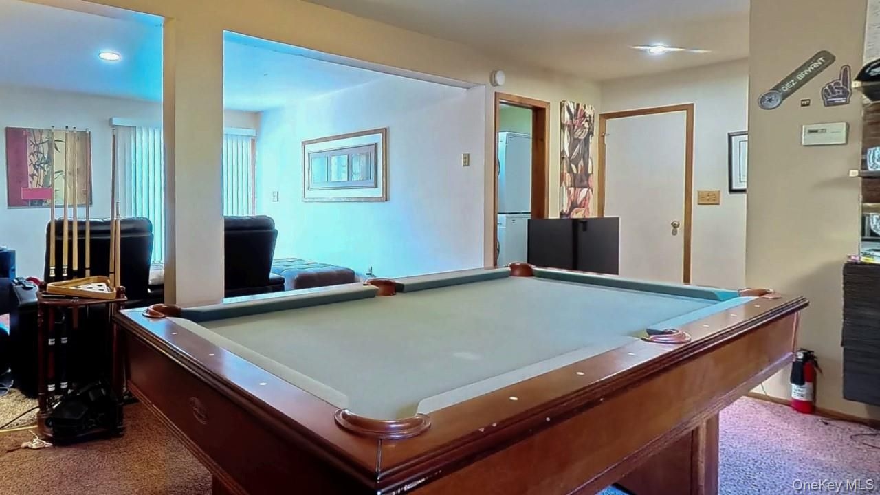 Billiard Table, Game Room, Interior, Recessed Lighting