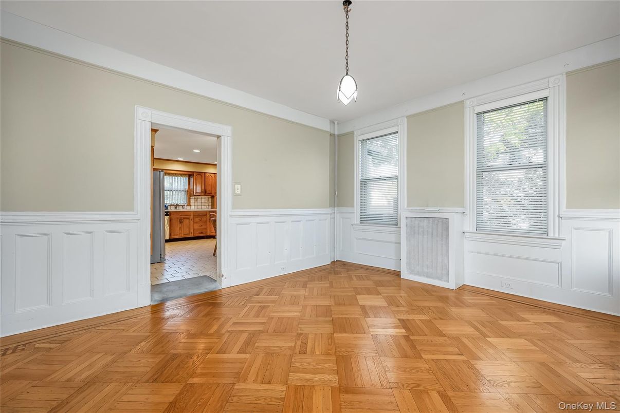 Empty room, Interior, Kitchen, Pendant Lights, Wood Texture Flooring