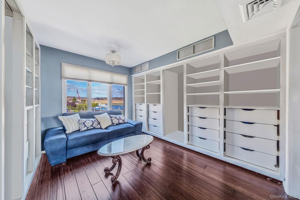 Interior, Living room, Walk-in Closets, Wood Texture Flooring