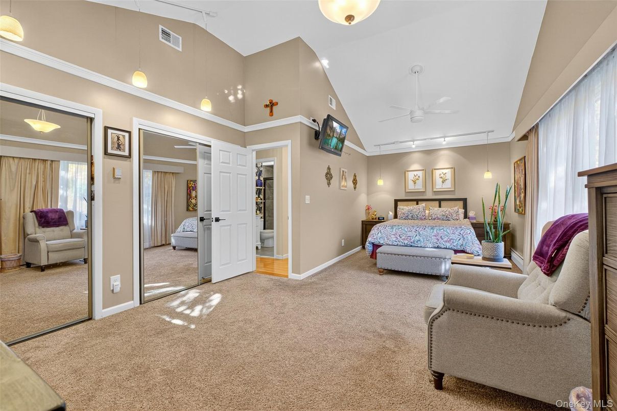 Bedroom, Interior, Pendant Lights
