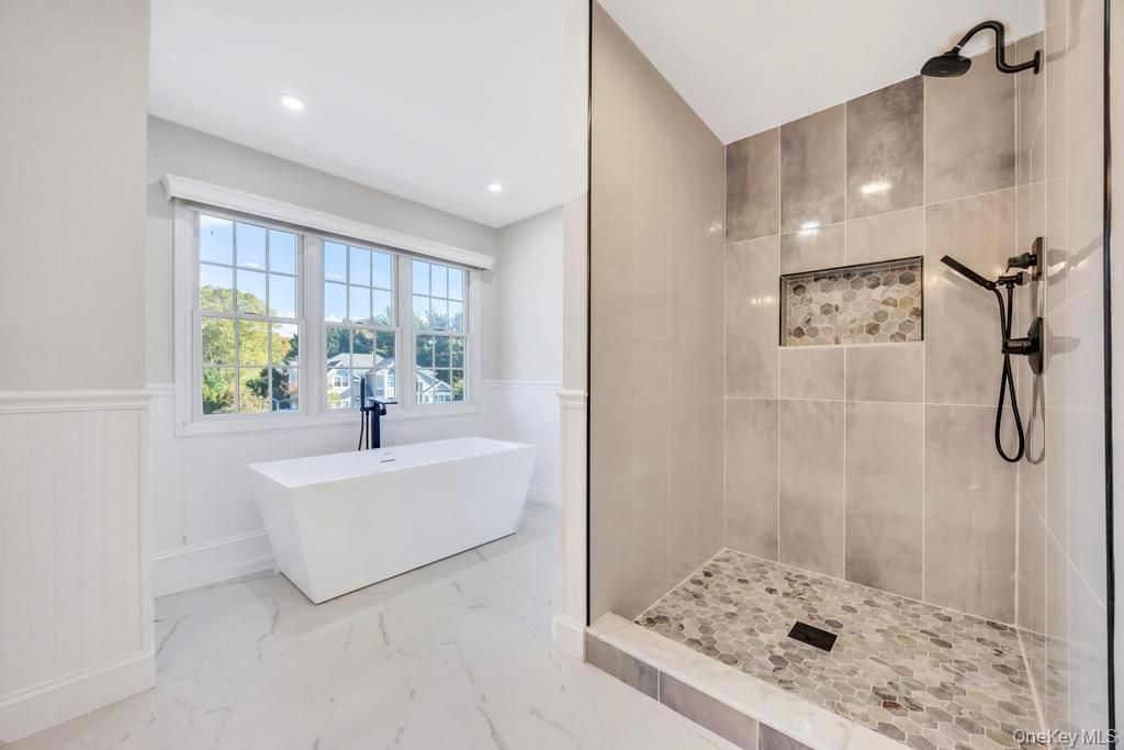 Bathroom, Free Standing Baths, Interior, Marble, Recessed Lighting