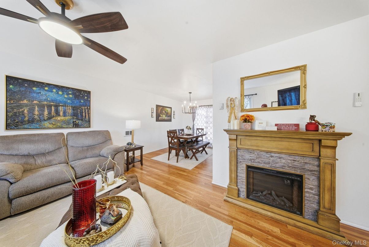 Chandelier, Dining room, Fireplace, Interior, Living room, Wood Texture Flooring
