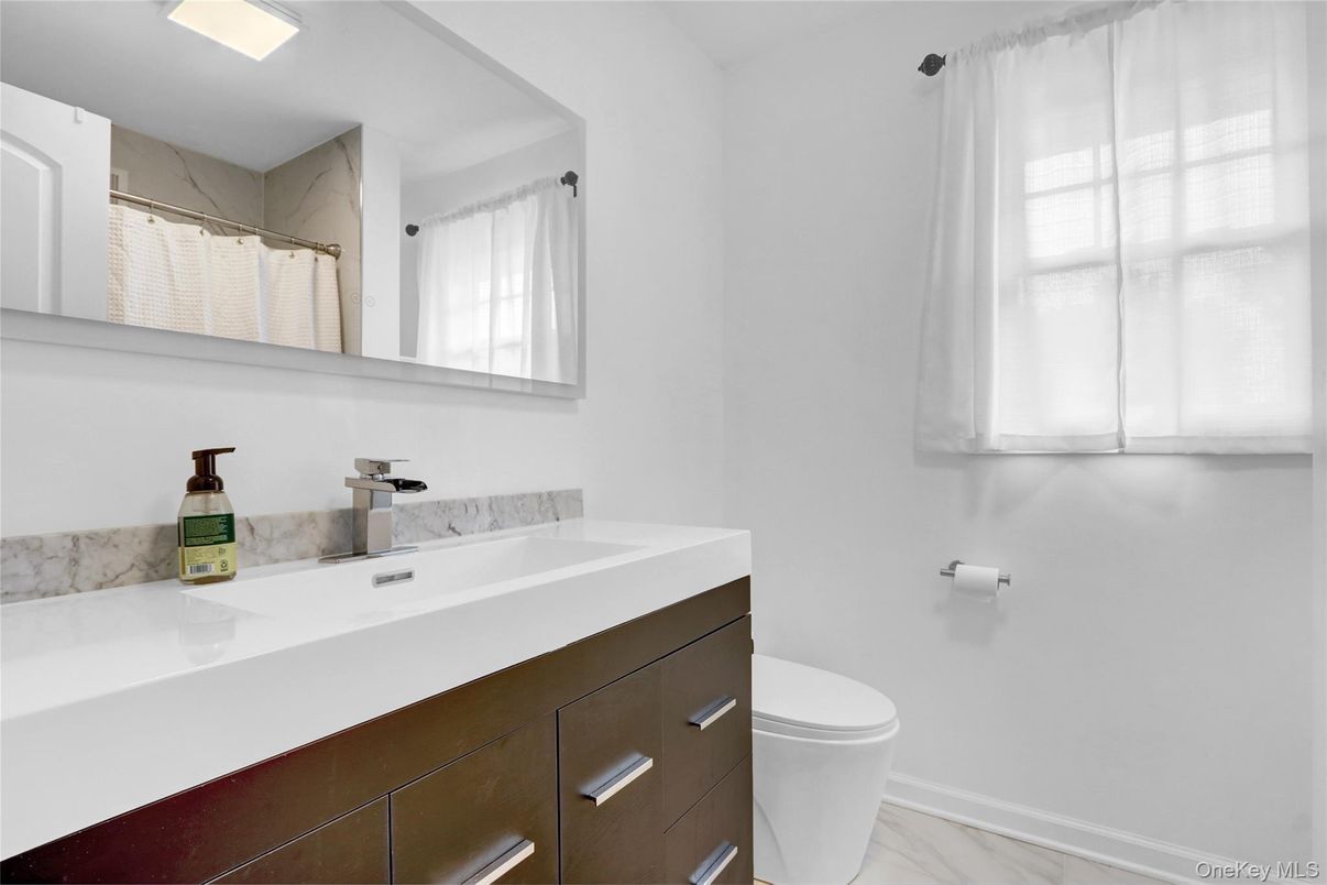 Bathroom, Dual Sink Vanities, Interior, Marble, Marble Walls