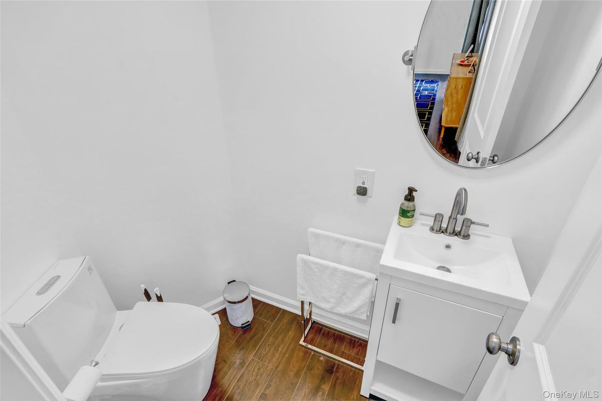 Bathroom, Interior, Wood Texture Flooring