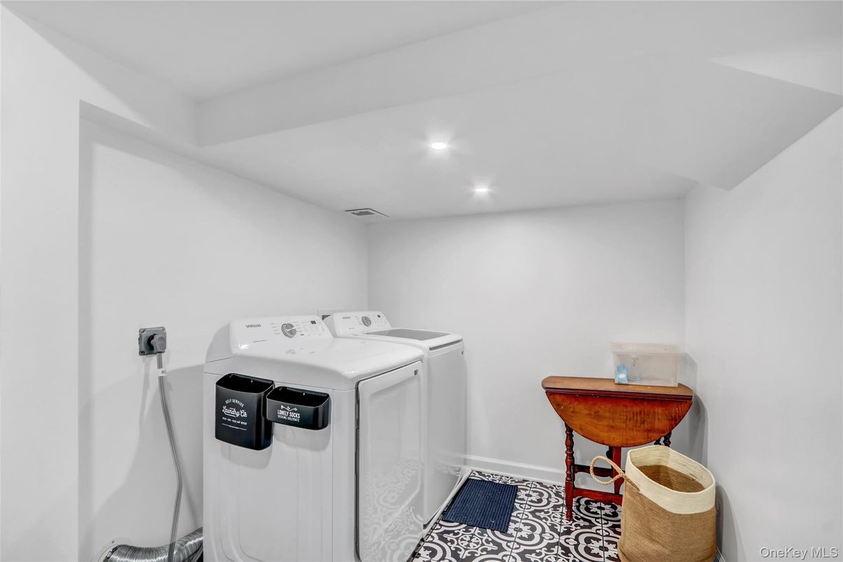Interior, Recessed Lighting, Washer