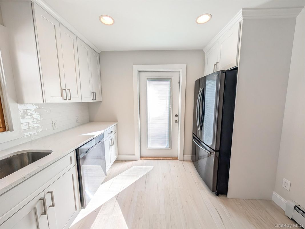 Interior, Kitchen, Recessed Lighting, Wood Texture Flooring