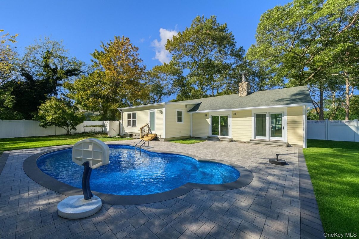 Backyard, Exterior, Pool
