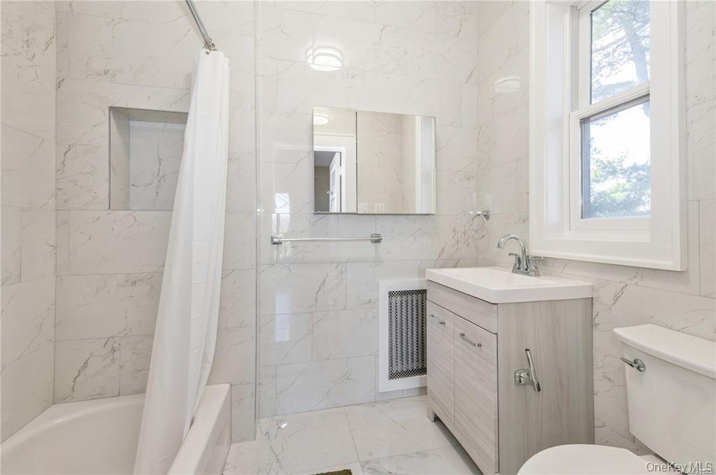 Bathroom, Interior, Marble, Marble Walls