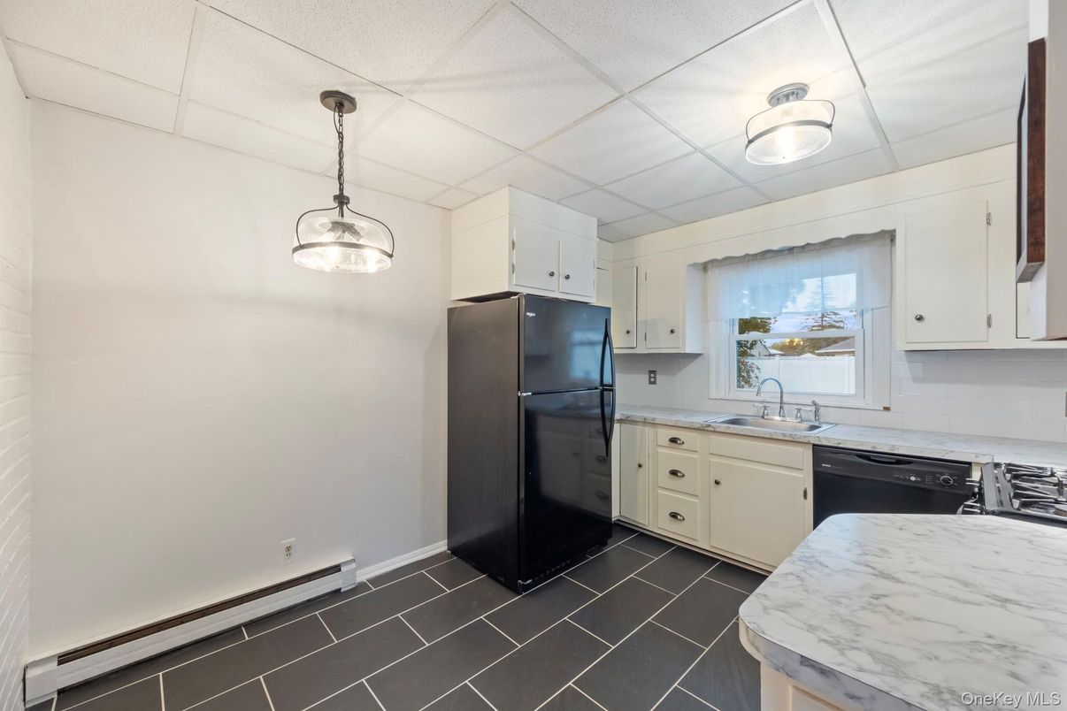 Interior, Kitchen, Pendant Lights