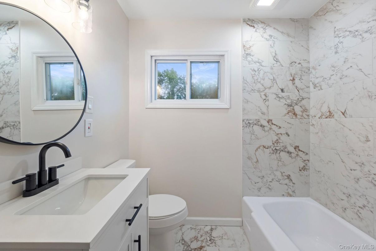 Bathroom, Interior, Marble, Marble Walls