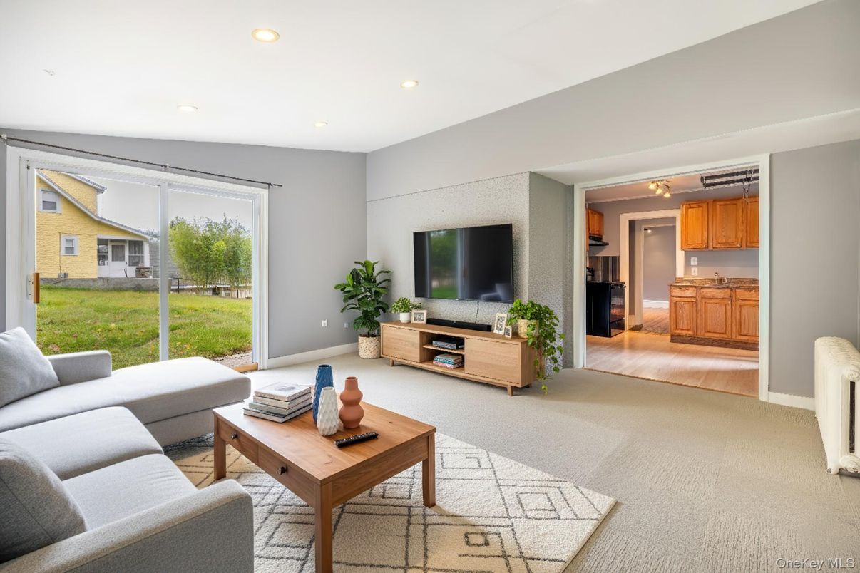 Interior, Living room, Recessed Lighting, Wood Texture Flooring