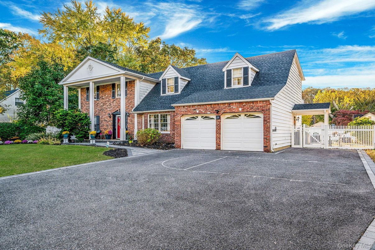 Attached, Exterior, Facade, Brick Facade, Cape Cod