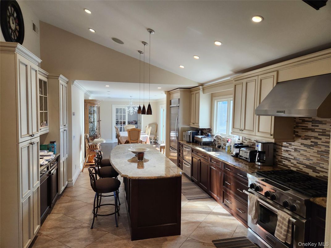 Chandelier, Interior, Kitchen, Pendant Lights, Recessed Lighting, Stainless Steel Appliances