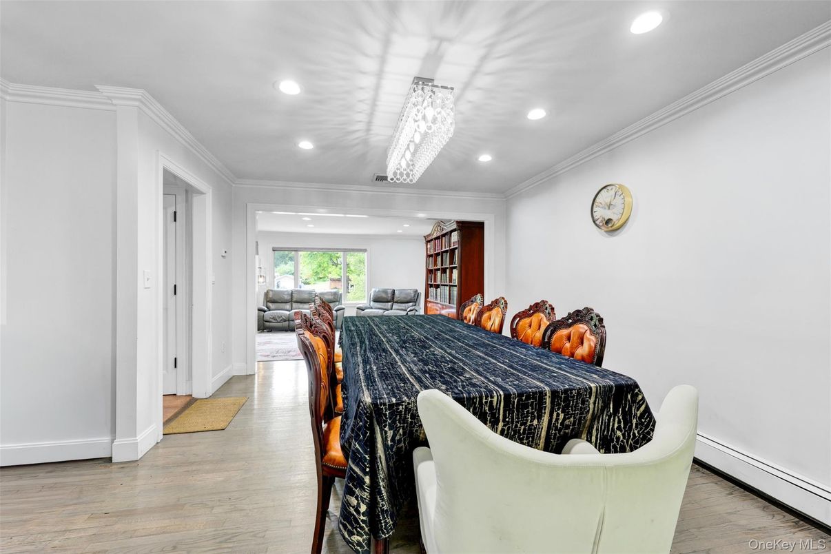 Chandelier, Dining room, Interior, Living room, Recessed Lighting, Wood Texture Flooring