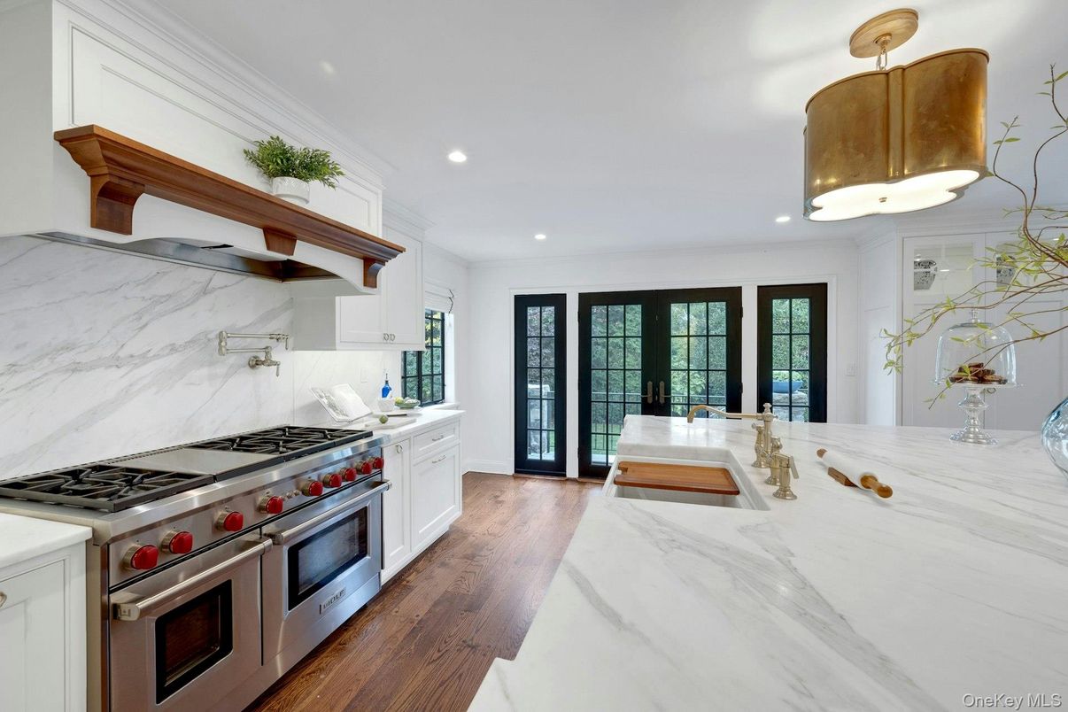 Interior, Kitchen, Marble Walls, Recessed Lighting, Wood Texture Flooring