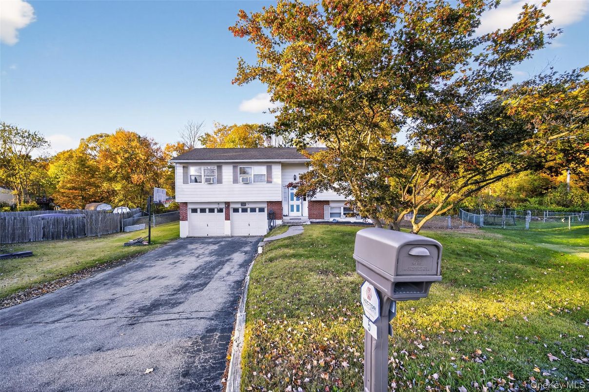 Backyard, Detached Garage, Exterior